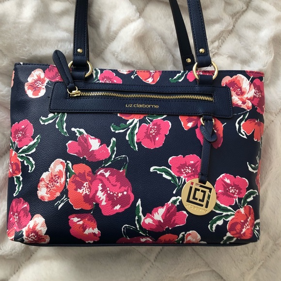 Liz Claiborne Handbags - NWOT Super Cute Liz Claiborne Floral Handbag